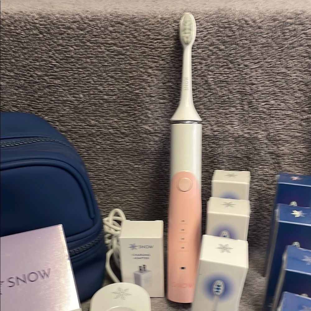 Snow Electric Toothbrush Set with Accessories